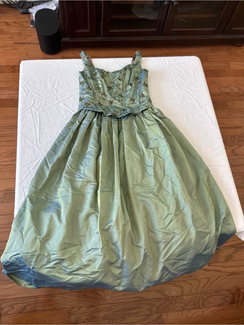 ******* Scott McClintock Sage Green Satin Formal Ball Gown b6 *******